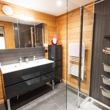 Appartement Lumineux Neuf Dans Bas De Chalet Le Douglas Ла Жу дю Луп Екстериор снимка