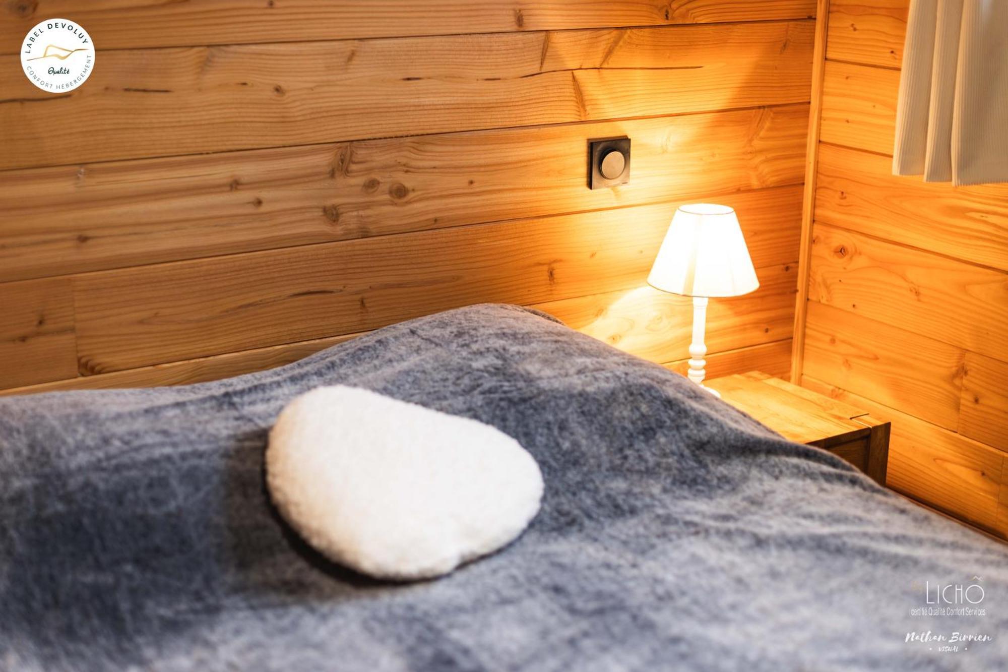 Appartement Lumineux Neuf Dans Bas De Chalet Le Douglas Ла Жу дю Луп Екстериор снимка