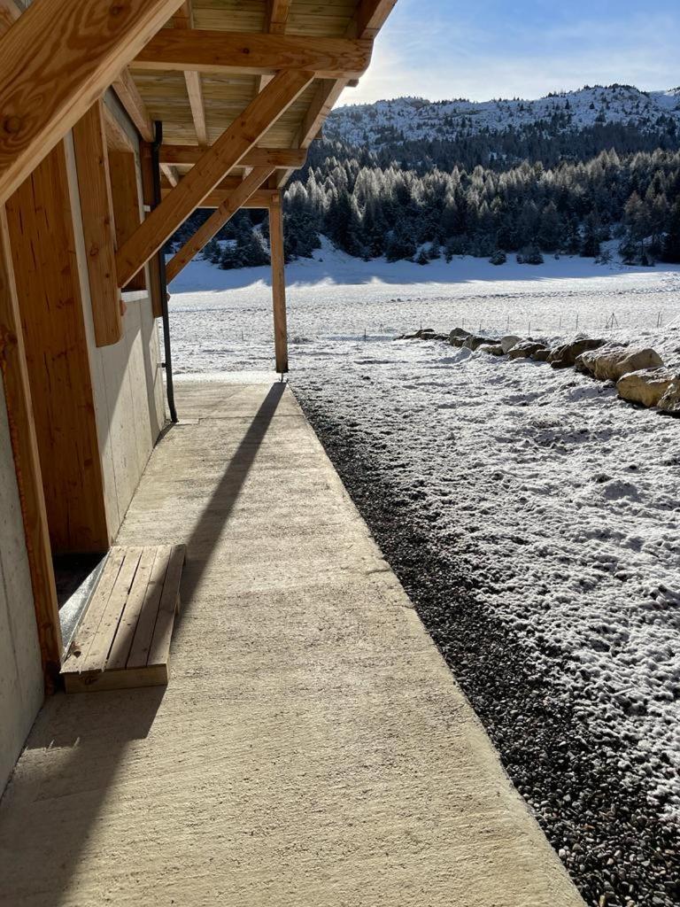 Appartement Lumineux Neuf Dans Bas De Chalet Le Douglas Ла Жу дю Луп Екстериор снимка