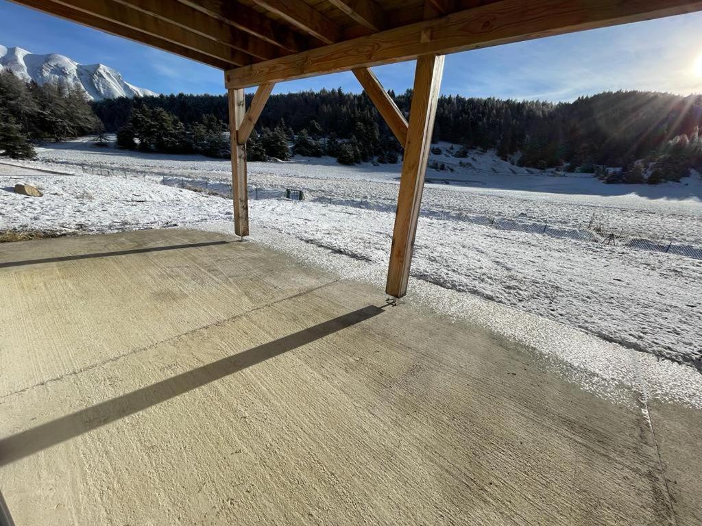 Appartement Lumineux Neuf Dans Bas De Chalet Le Douglas Ла Жу дю Луп Екстериор снимка