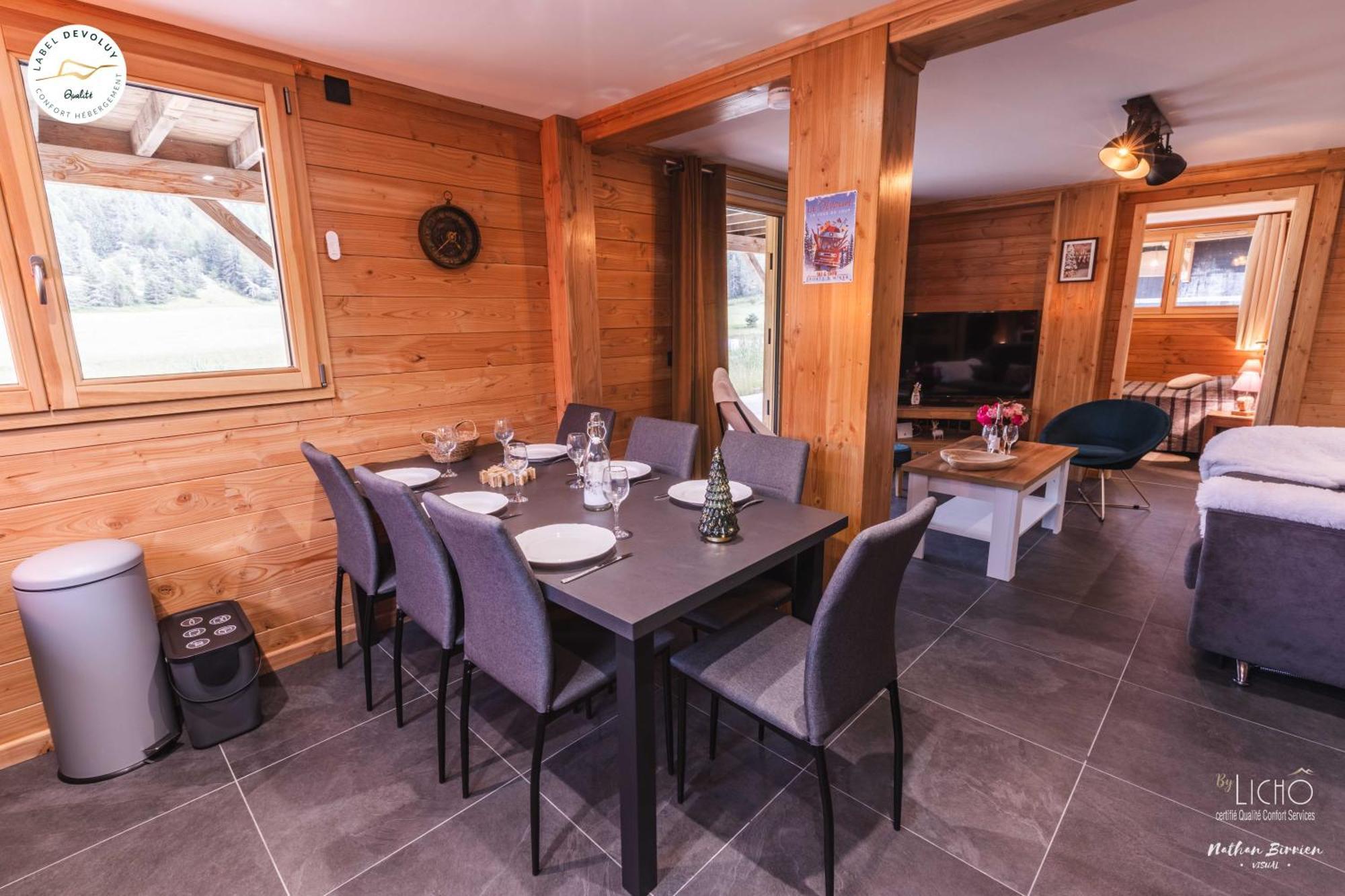 Appartement Lumineux Neuf Dans Bas De Chalet Le Douglas Ла Жу дю Луп Екстериор снимка