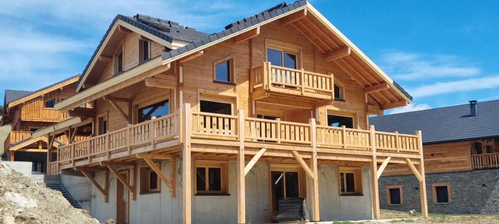 Appartement Lumineux Neuf Dans Bas De Chalet Le Douglas Ла Жу дю Луп Екстериор снимка